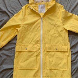 Pull and bear raincoat